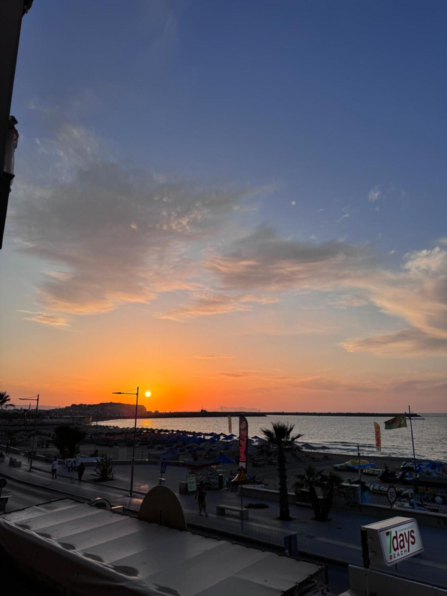 La Vie En Mer Apartments Rethymno Exteriör bild