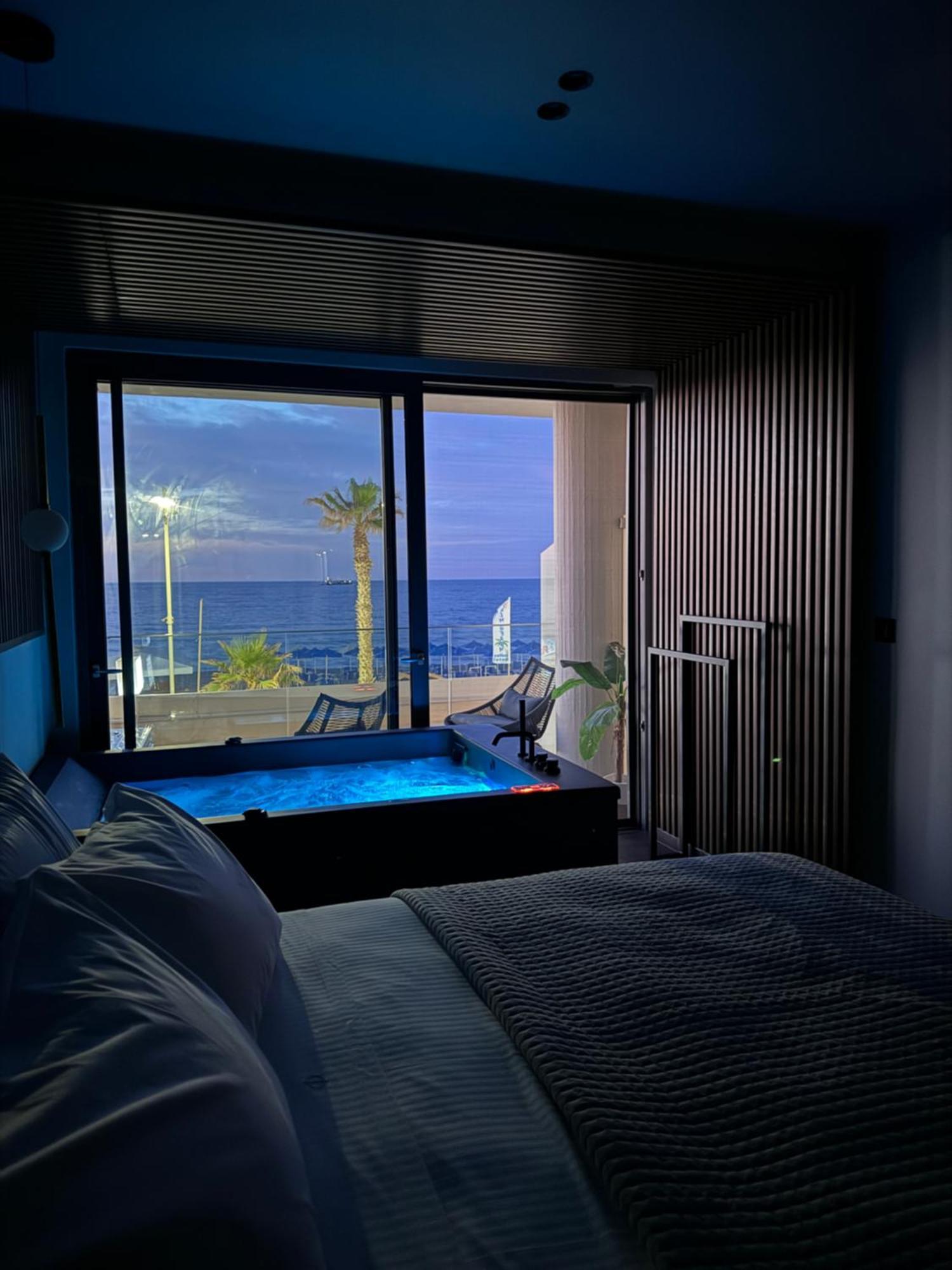 La Vie En Mer Apartments Rethymno Exteriör bild