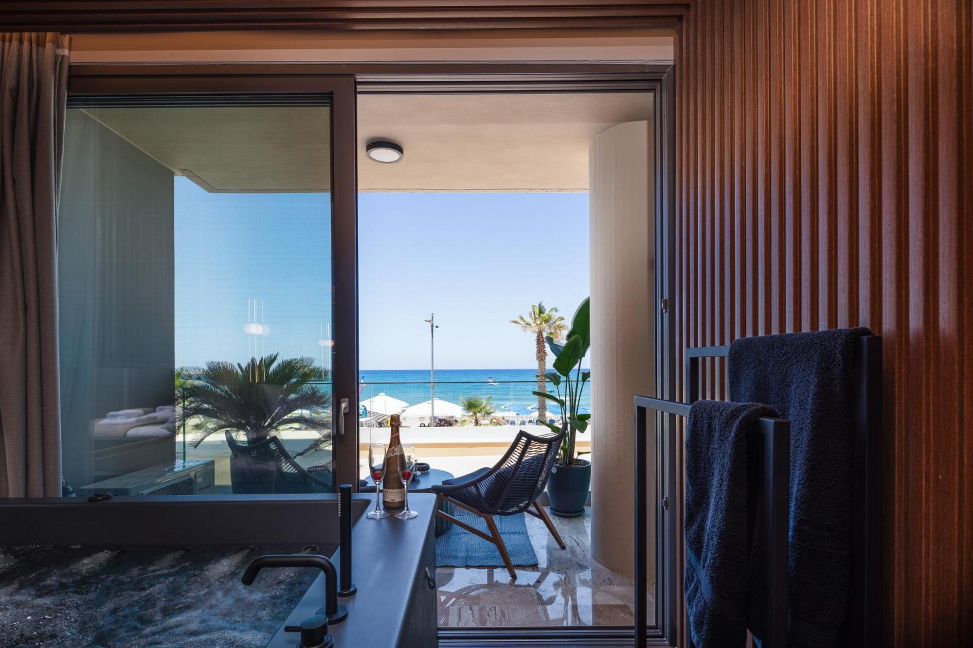La Vie En Mer Apartments Rethymno Exteriör bild